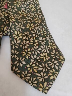 Hermes Mens silk Leaves tie 7365 PA